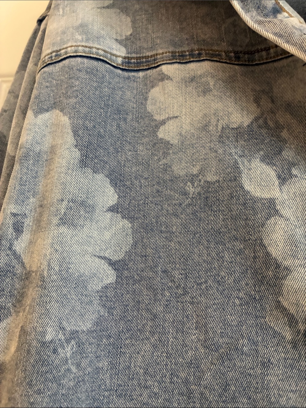 INDUSTRY Coastal Cowgirl Lyocell M Cropped Shacket Floral - Picture 4 of 10